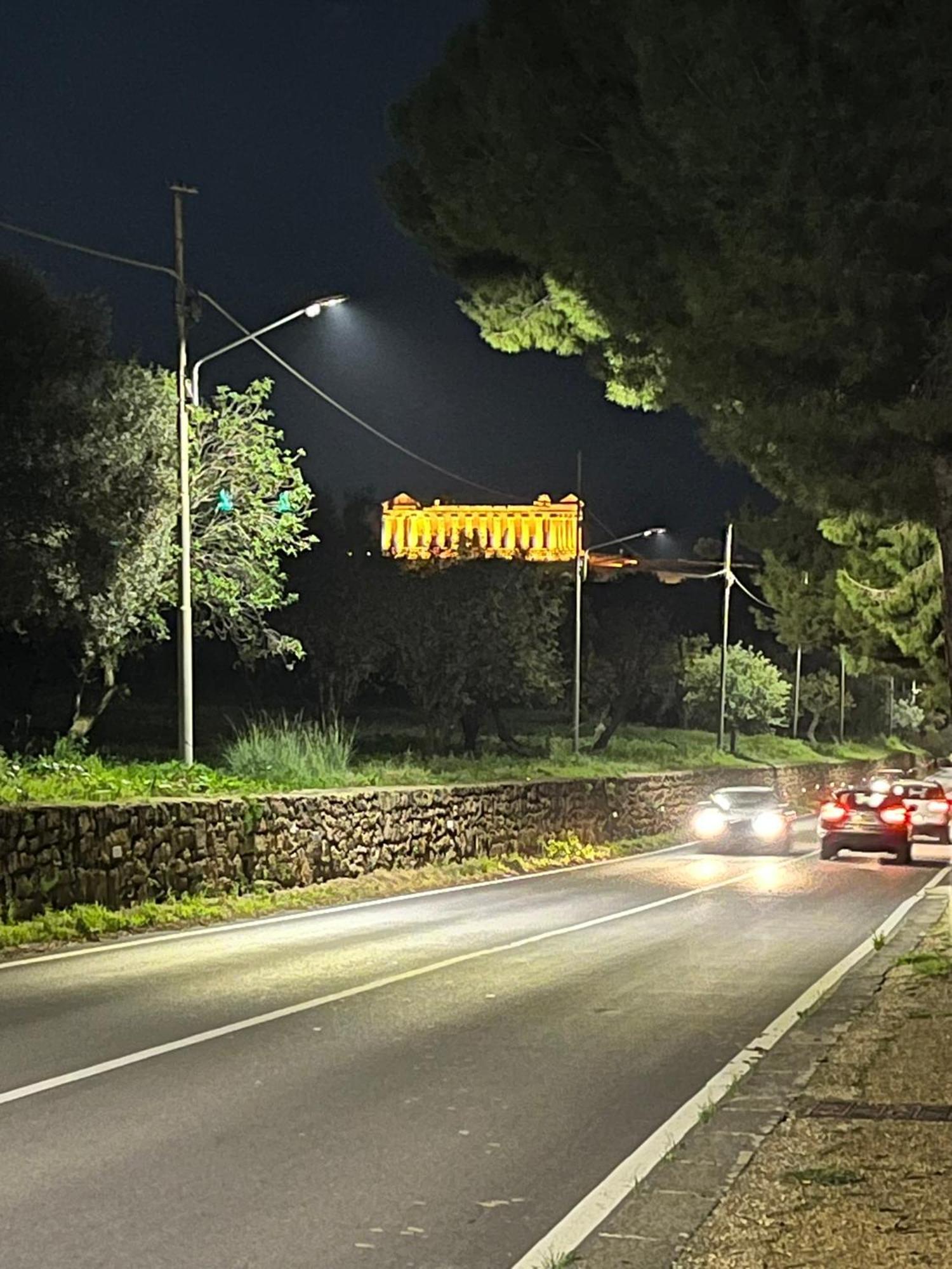 Falaride Suite Agrigento Discesa Sulla Valle Di Oro Exteriör bild